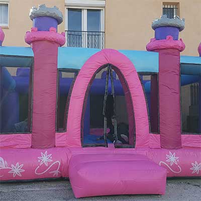  château gonflable thème princesse